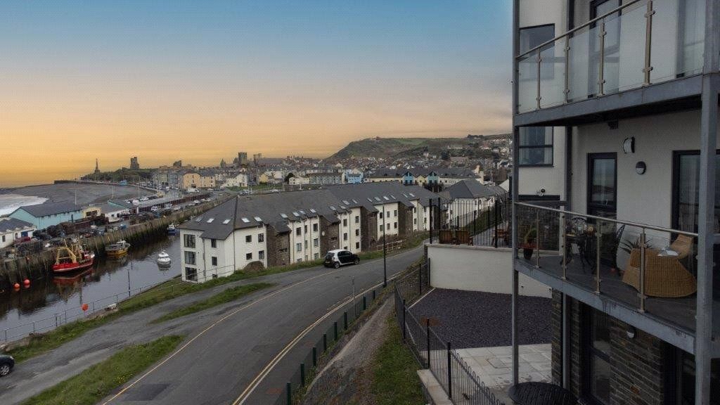 1 bed flat for salePen-Yr-Angor, Aberystwyth, Ceredigion SY23 photo 3