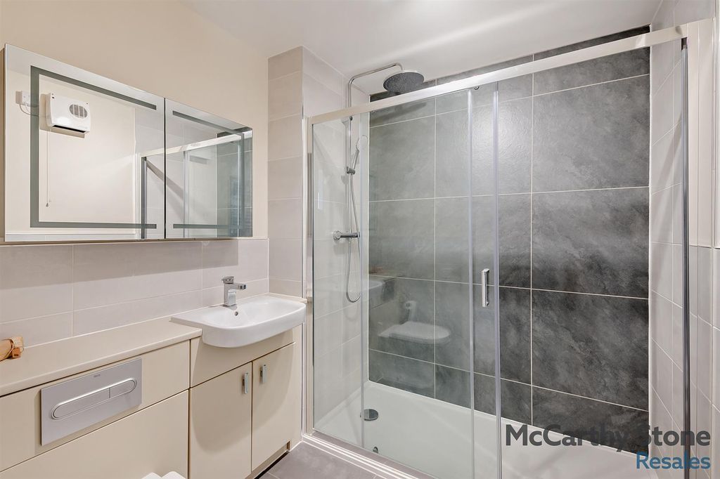 Additional image 6 of 1 bed flat for saleAndrews Court, Molescroft Road, Beverley HU17