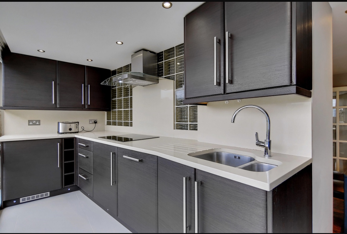 Additional image 4 of 3 Bed Flat, Boydell Court, NW8, N1 7GU