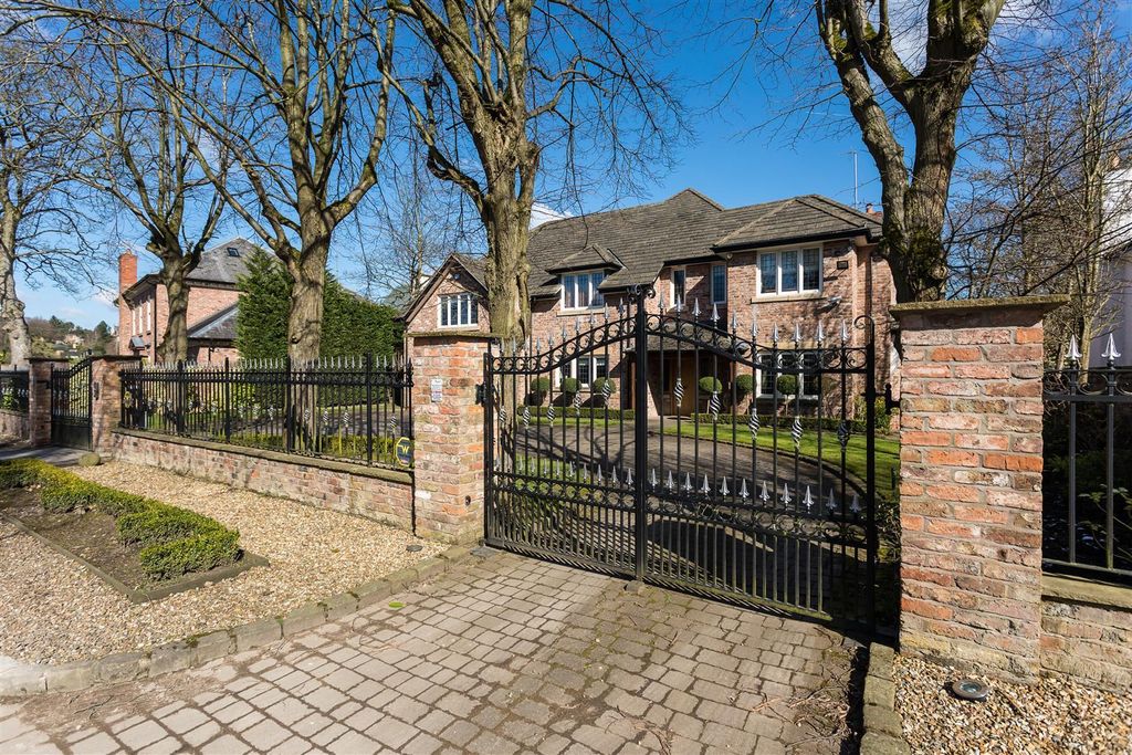 Additional image 37 of 5 bed detached house for saleTheobald Road, Bowdon WA14