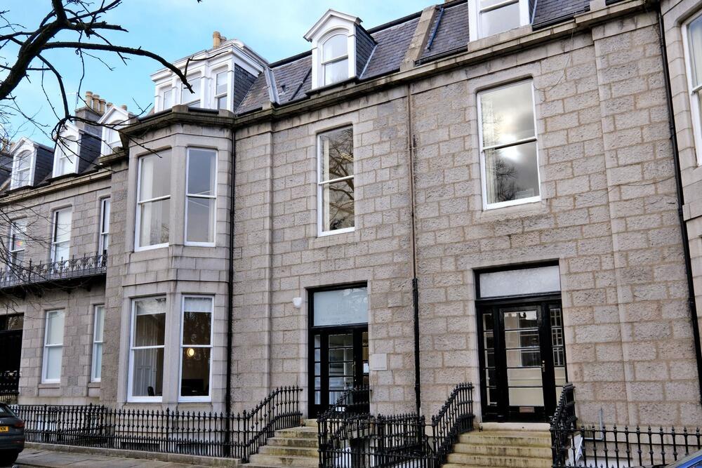 7 Queen's Gardens, Aberdeen