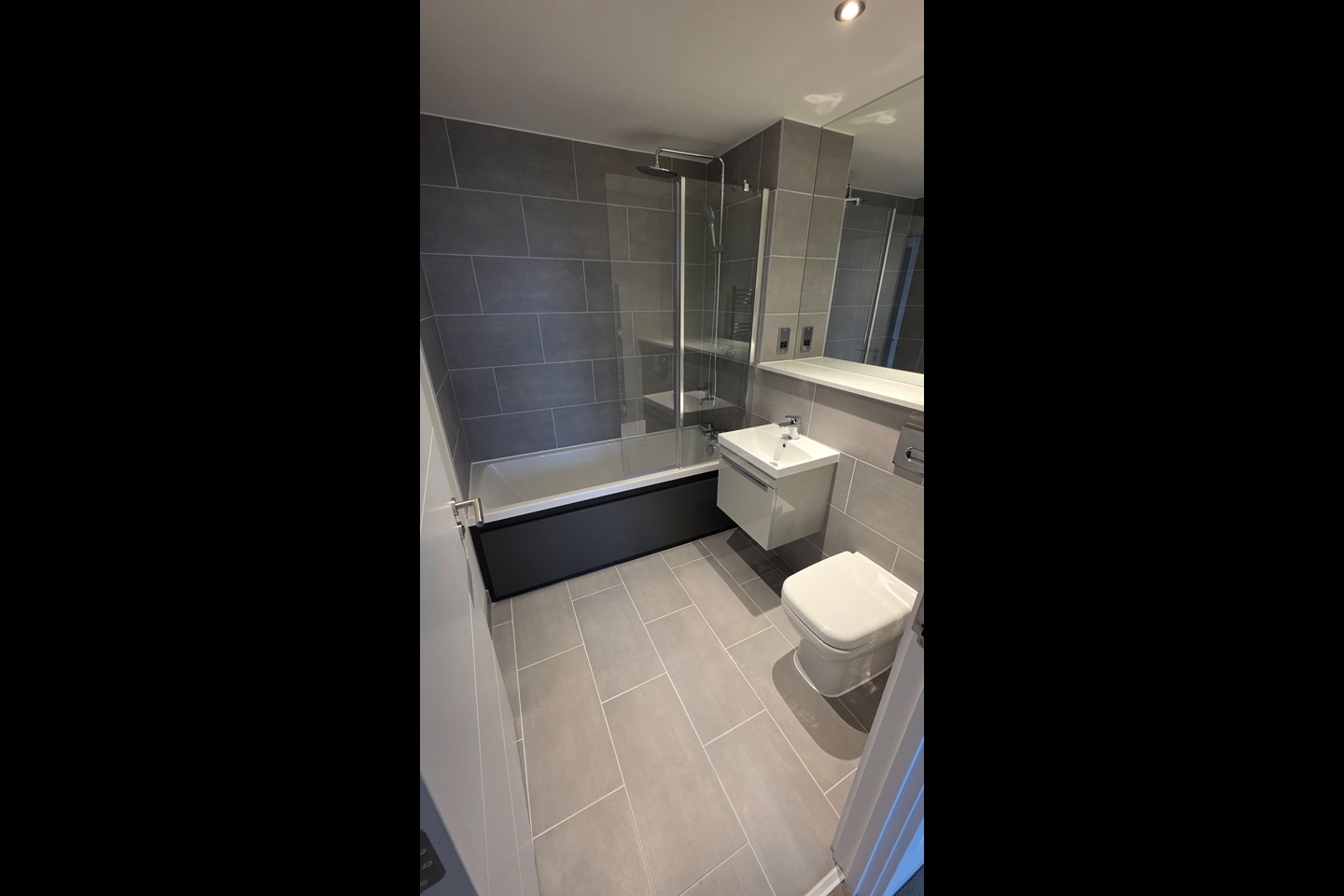 Additional image 3 of 2 Bed Flat, Bristol St, B5, N1 7GU