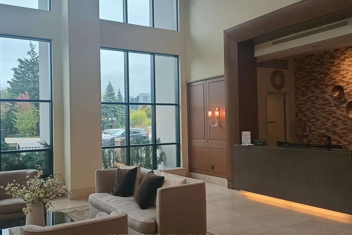 Additional image 4 of 100 John Street 608