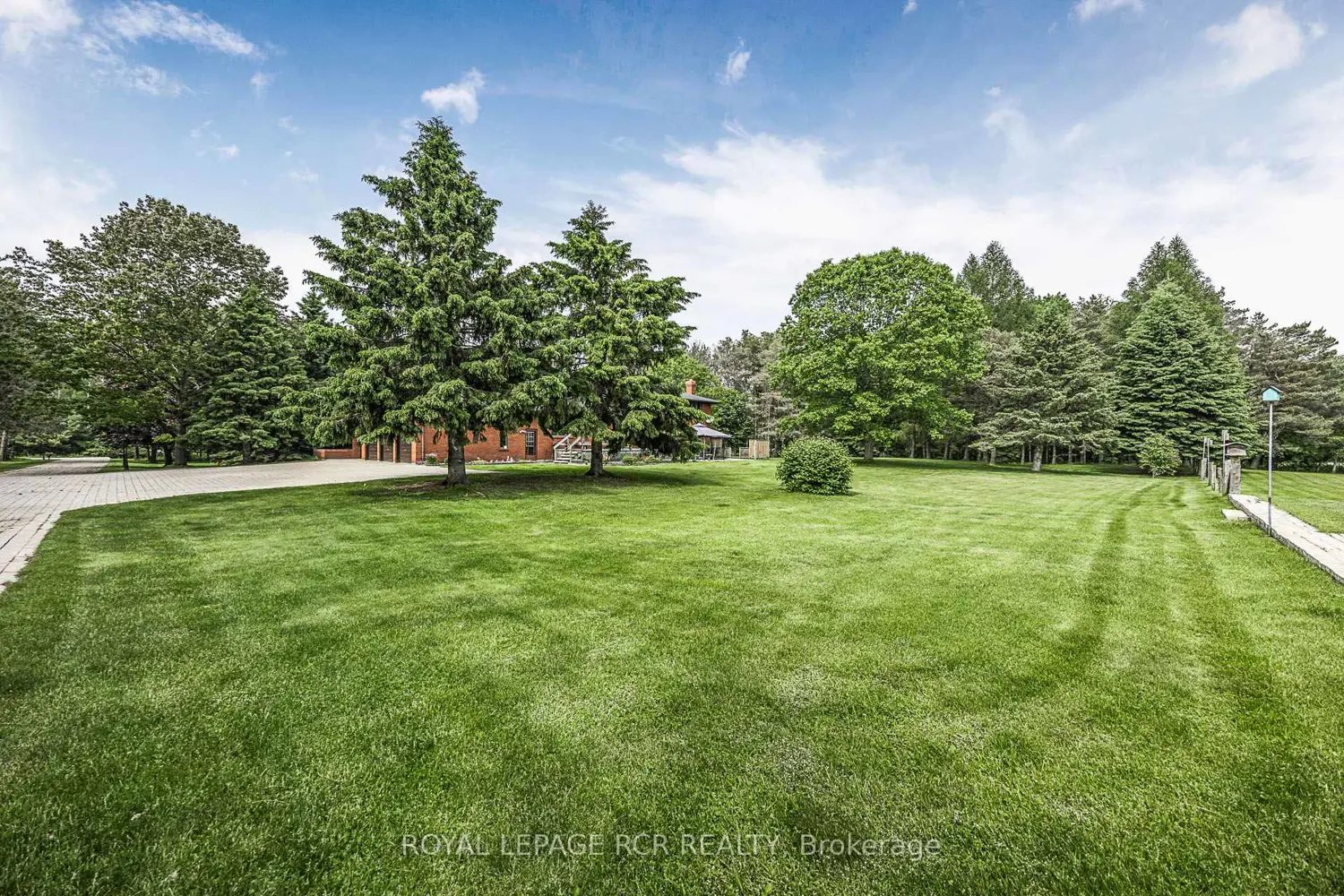 Additional image 16 of 443 Feasby Road