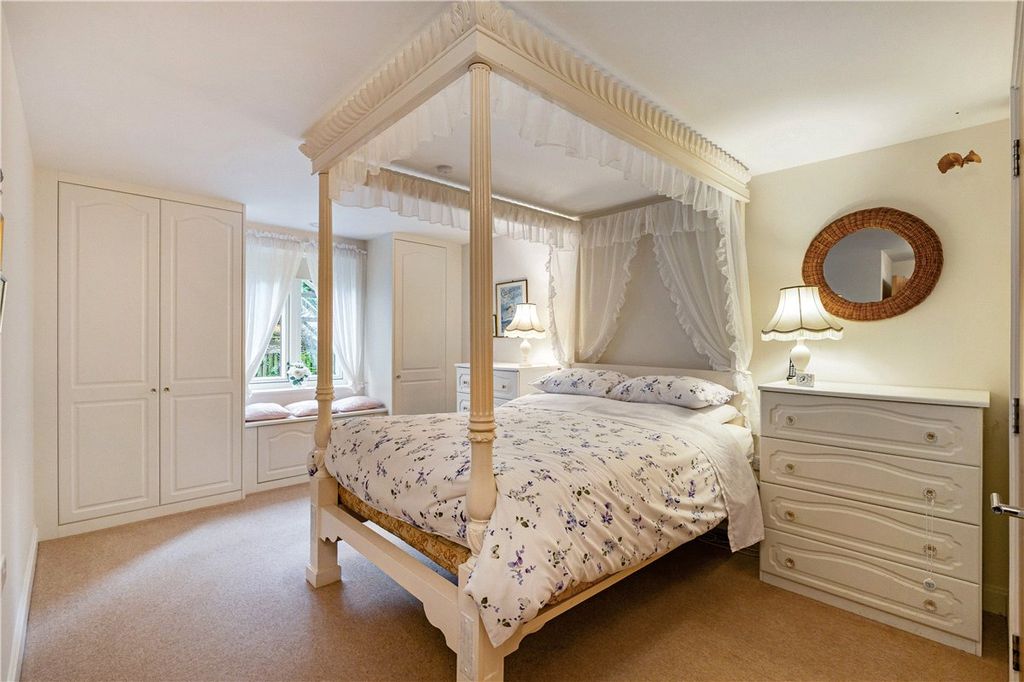 Additional image 9 of 2 bed flat for saleGranham Close, Marlborough, Wiltshire SN8