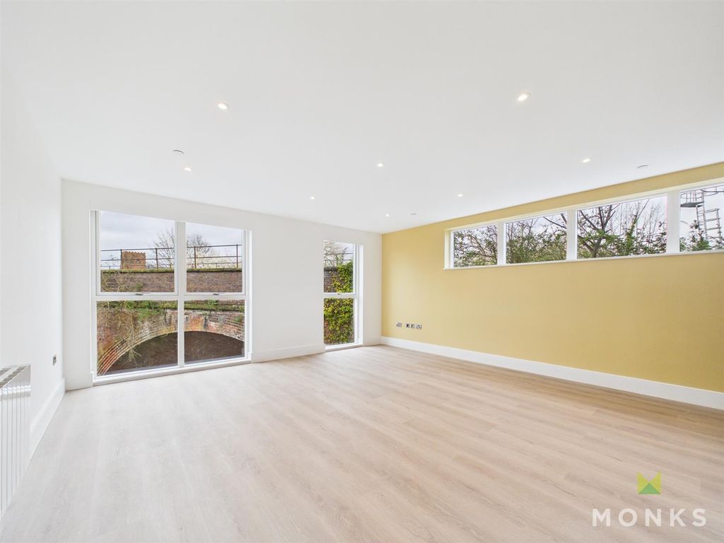 Additional image 3 of 2 bed flat for saleOld Coleham Court, Coleham, Shrewsbury SY3