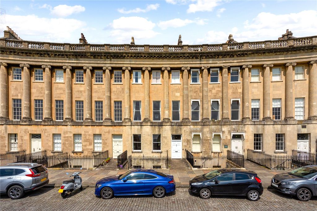 3 bed flat for saleRoyal Crescent, Bath BA1
