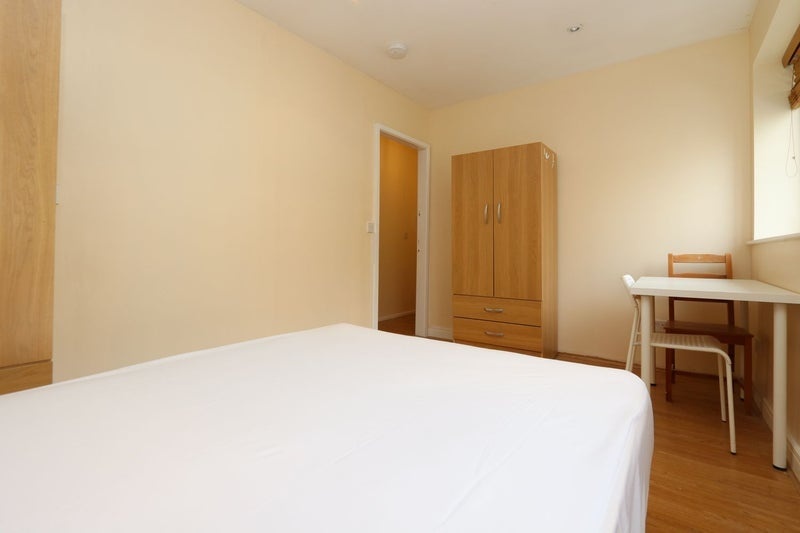 Additional image 3 of Room in a Shared Flat, Jamaica St, E1, N1 7GU