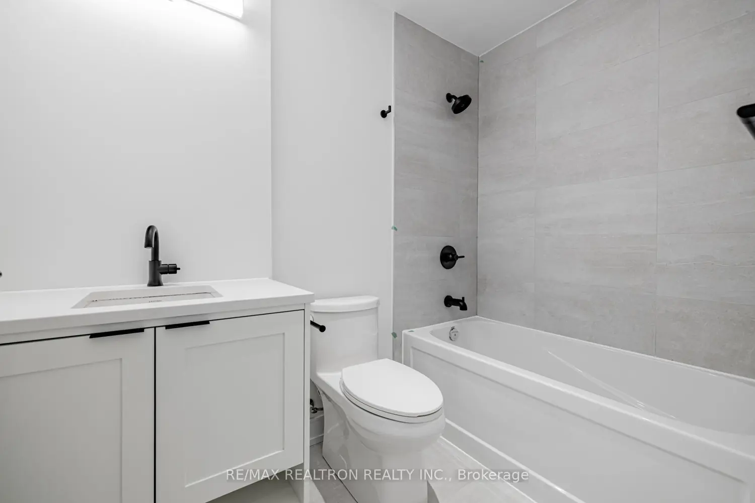 Additional image 18 of 39 Mary Street 3205, Barrie