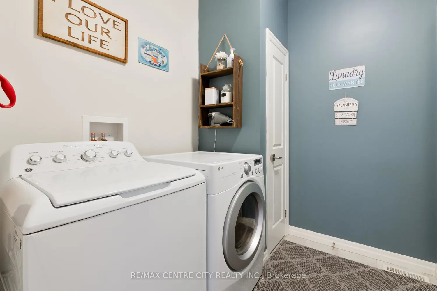 Additional image 6 of 24 Renaissance Drive