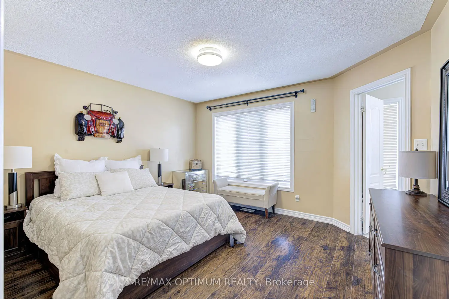 Additional image 11 of 12 Gatlin Street