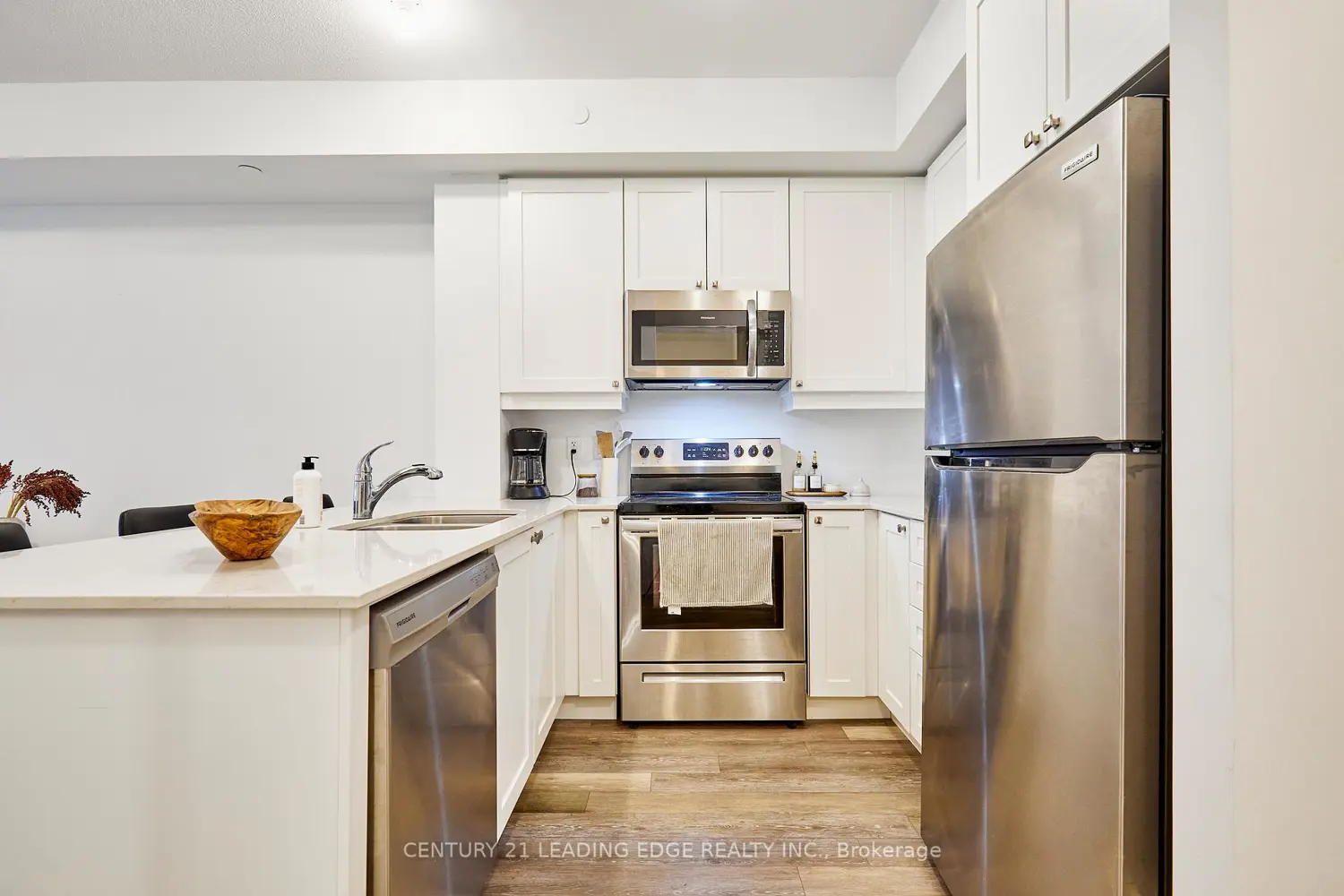 Additional image 7 of 50 Lakebreeze Drive 105