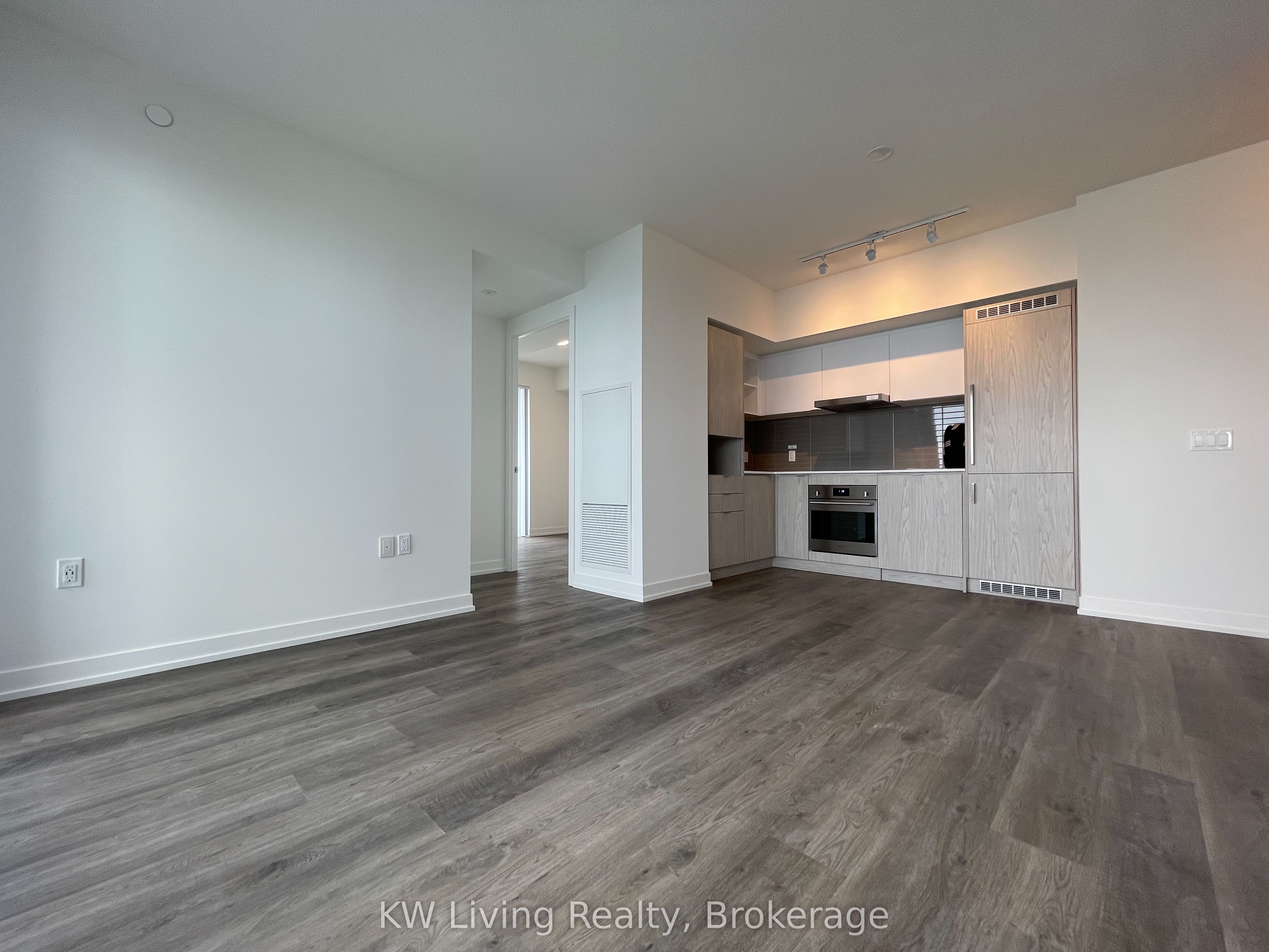 Additional image 5 of 4911-55 Cooper Street, Toronto, ON, M5E 0G1