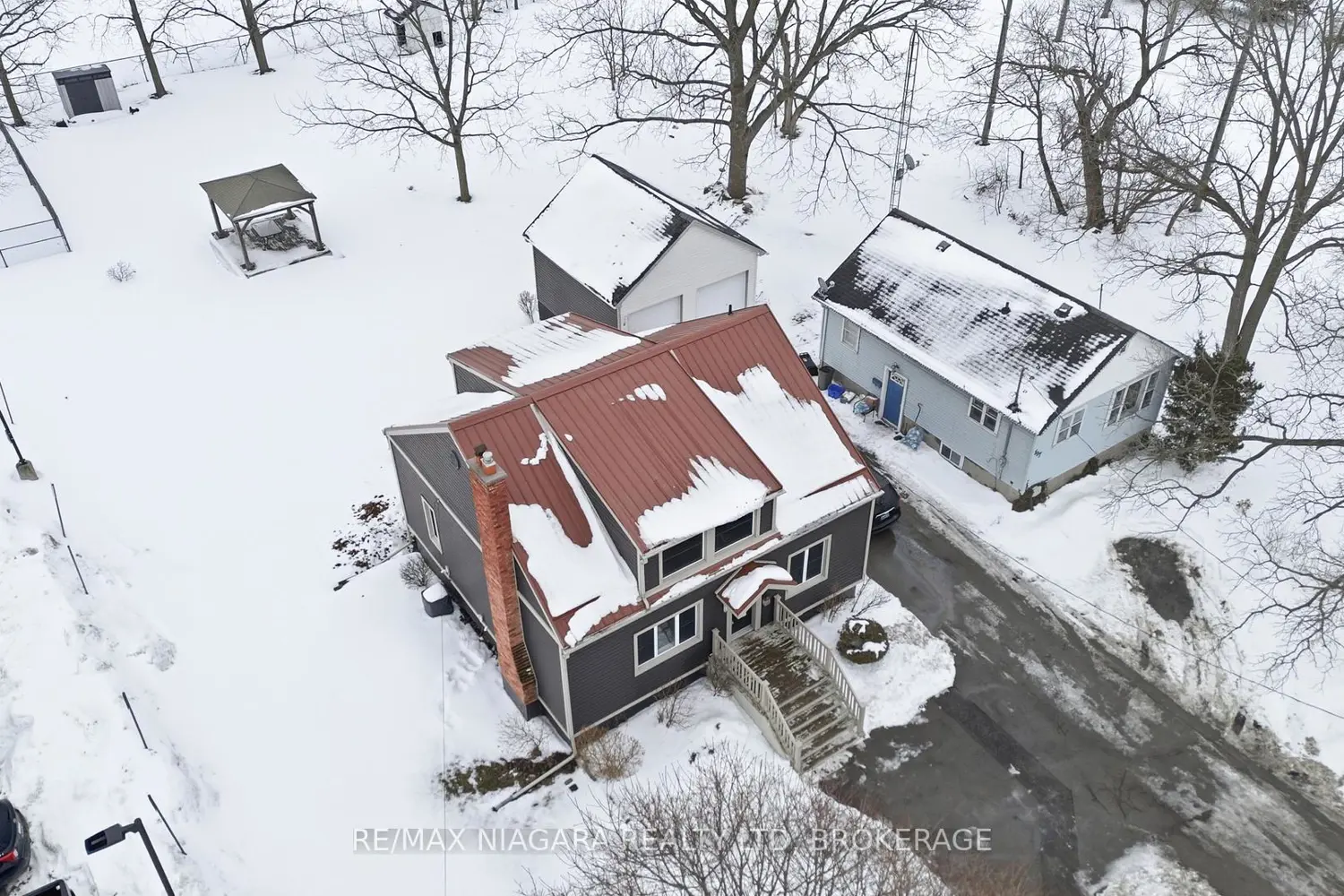 Additional image 17 of 401 Fielden Avenue