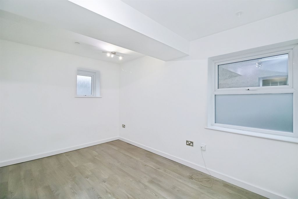 Additional image 12 of 2 bed flat for saleMary Street, Porthcawl CF36