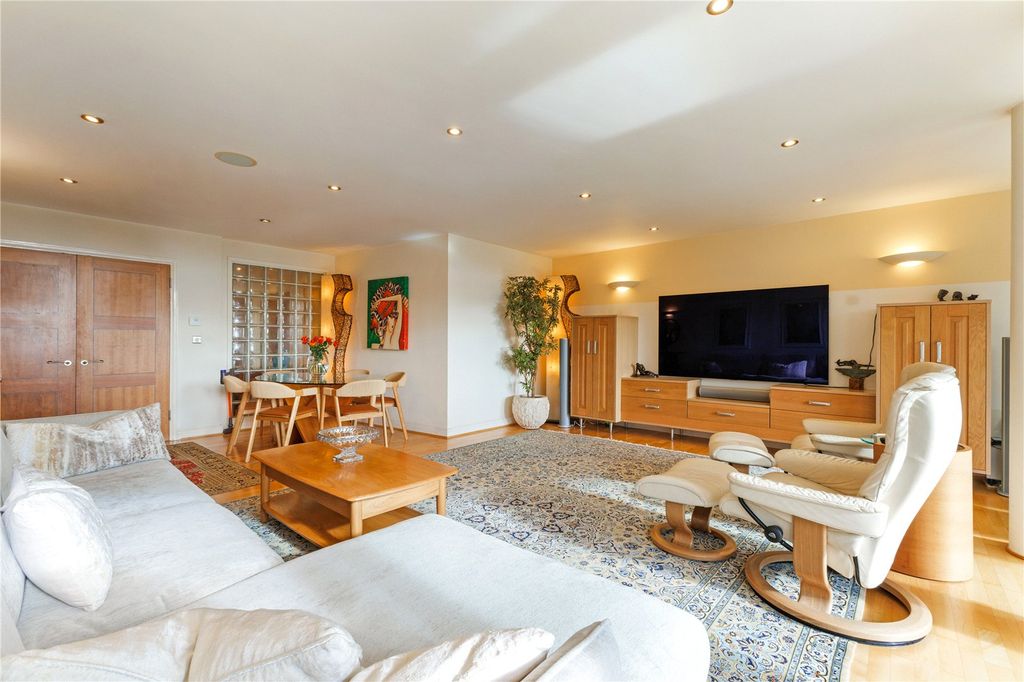 Additional image 8 of 3 bed flat for saleWestminster Road, Poole, Dorset BH13