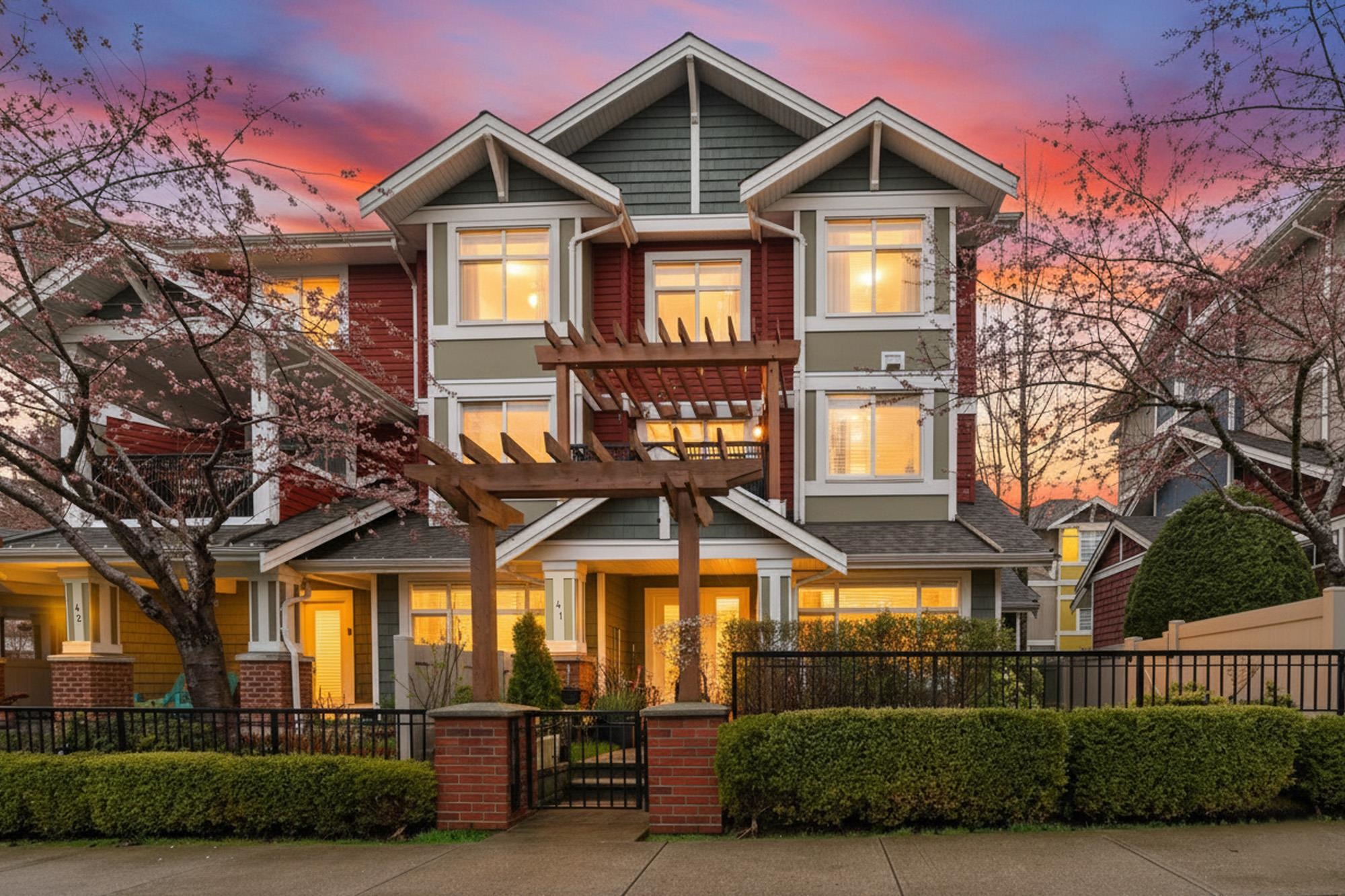 41-6036 164 Street, Surrey, BC, V3S 3Y5