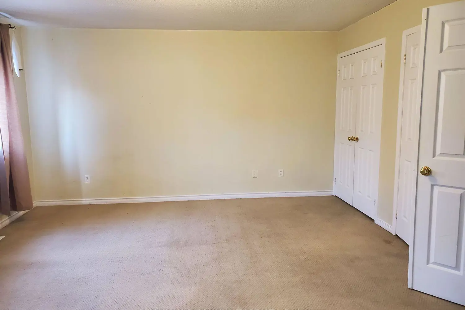 Additional image 18 of 156 Loon Avenue