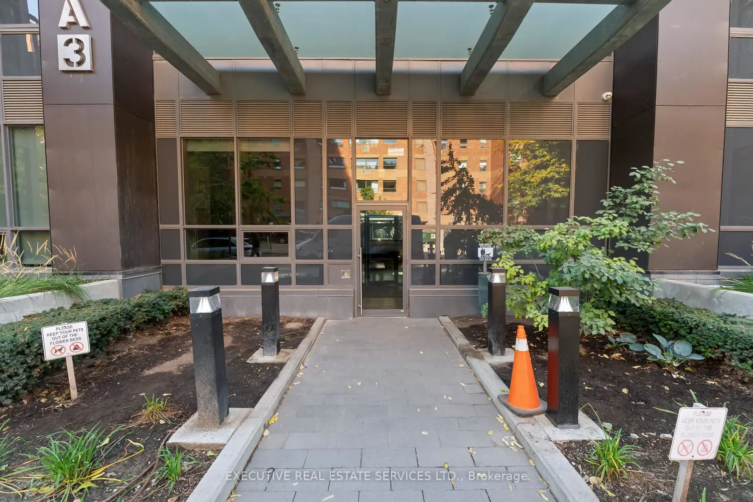 Additional image 9 of 1030 King Street 721