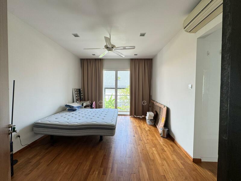 Additional image 8 of West Coast Lane