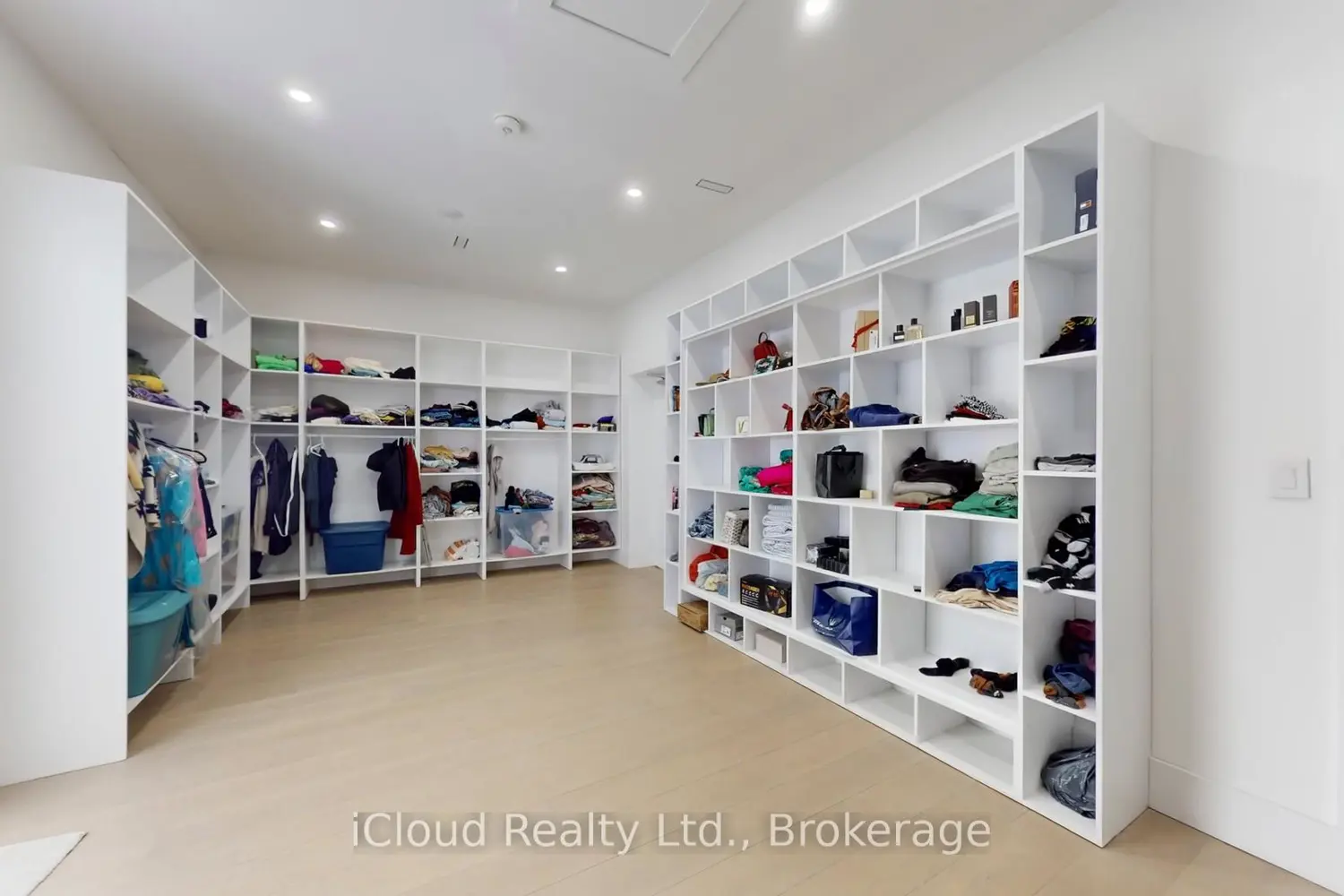 Additional image 12 of 674525 Hurontario Street