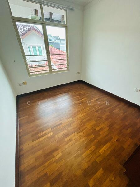 Additional image 17 of Upper thomson