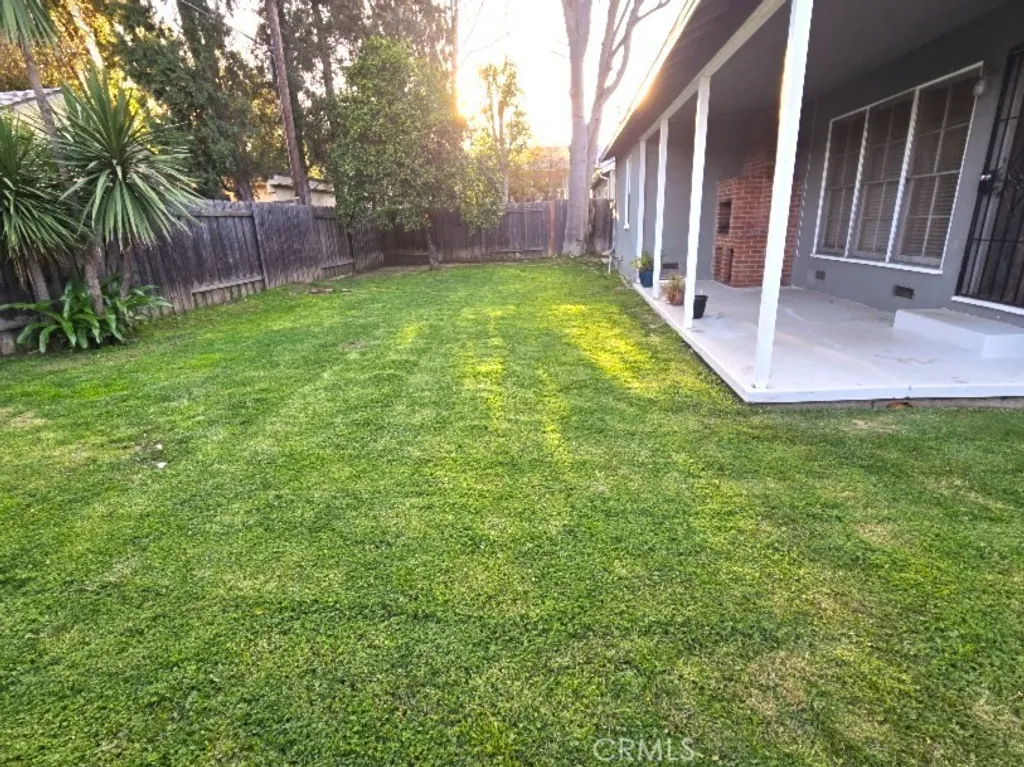 Additional image 6 of 18350 Lorne St, Reseda, CA 91335