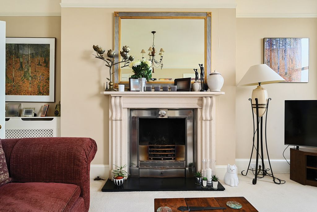 Additional image 8 of 3 bed flat for saleLewes Crescent, Brighton BN2