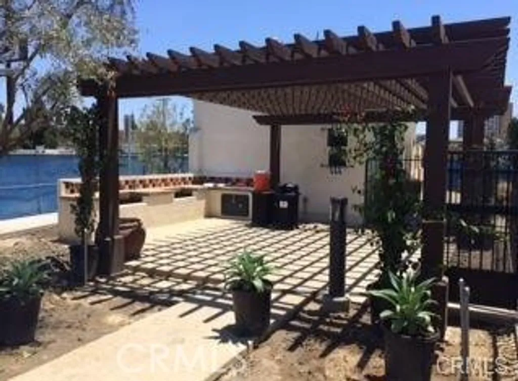 2467 S Loom Court, Anaheim, CA 92802