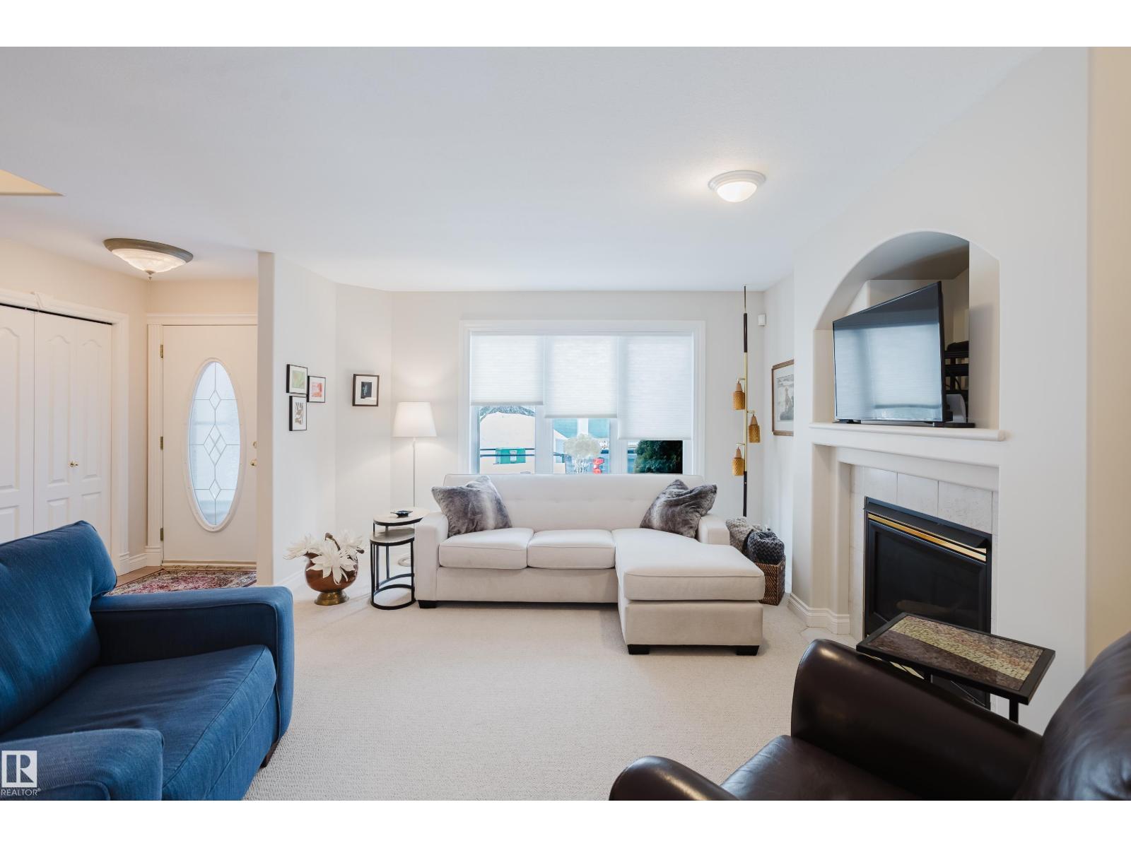 Additional image 4 of 11660 15 Avenue NW, Edmonton, AB, T6J7E1