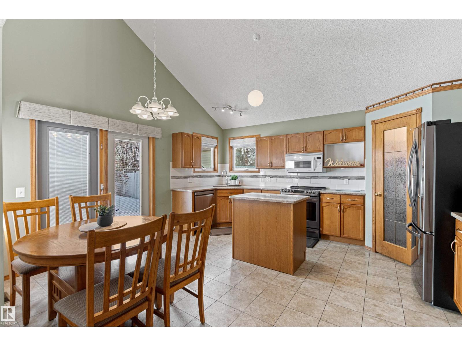 Additional image 3 of 15815 63 Street NW, Edmonton, AB, T5Y2R8