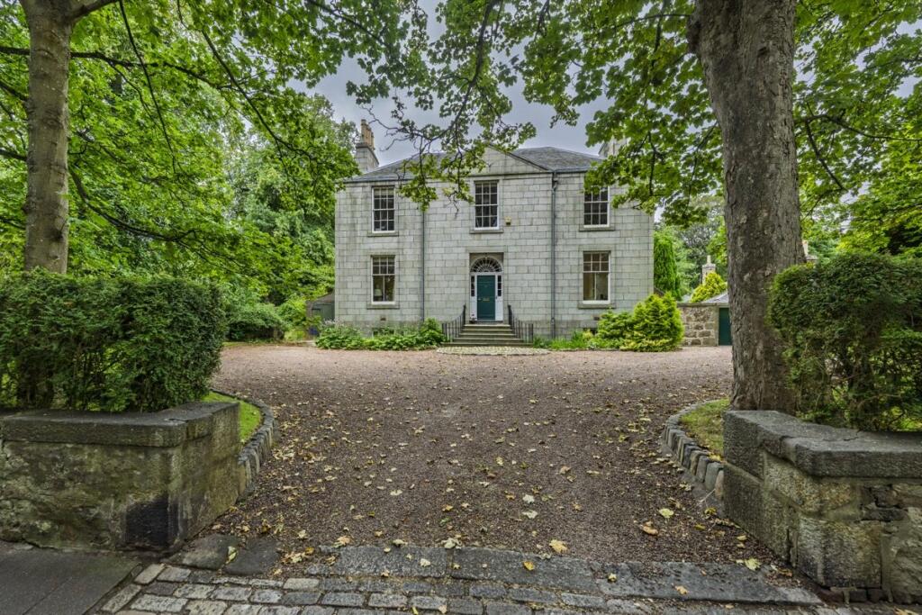 8 The Chanonry, Old Aberdeen, Aberdeen, AB24