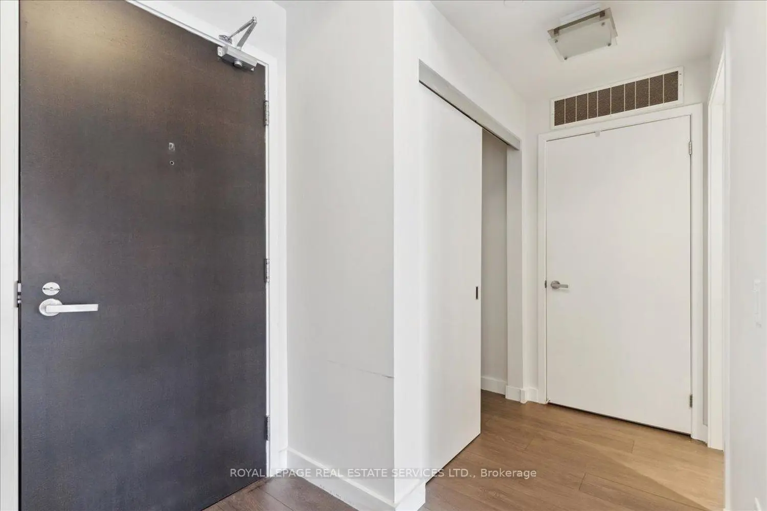 Additional image 15 of 5035 Harvard Road 411