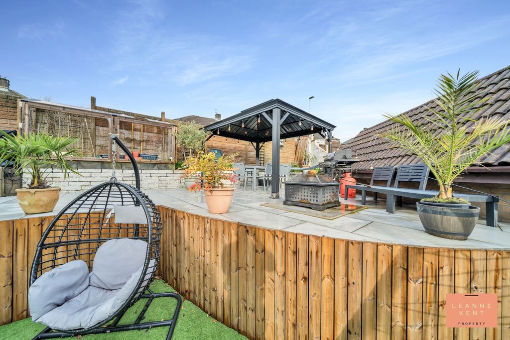 Additional image 4 of 5 bed detached house for saleChurch Street, Bedwas CF83