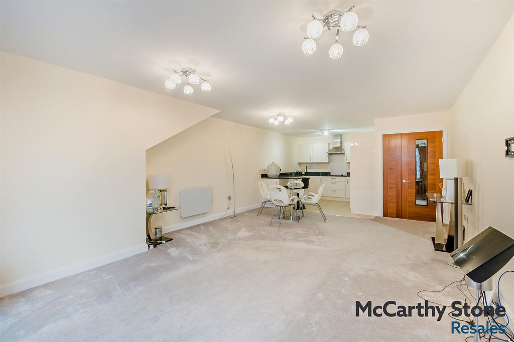 Additional image 34 of 2 bed flat for saleStapleton Court, Waller Grove, Swanland HU14