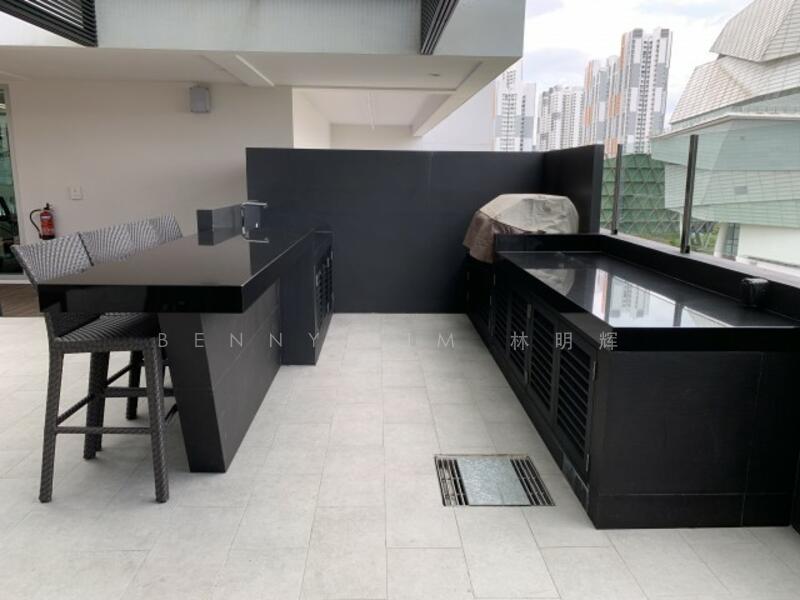 Additional image 4 of 33 Rochester Drive