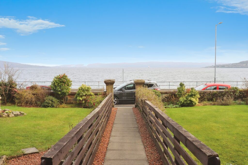 Additional image 4 of 3 bed flat for sale3/1, 31 Ardbeg Road, Rothesay PA20