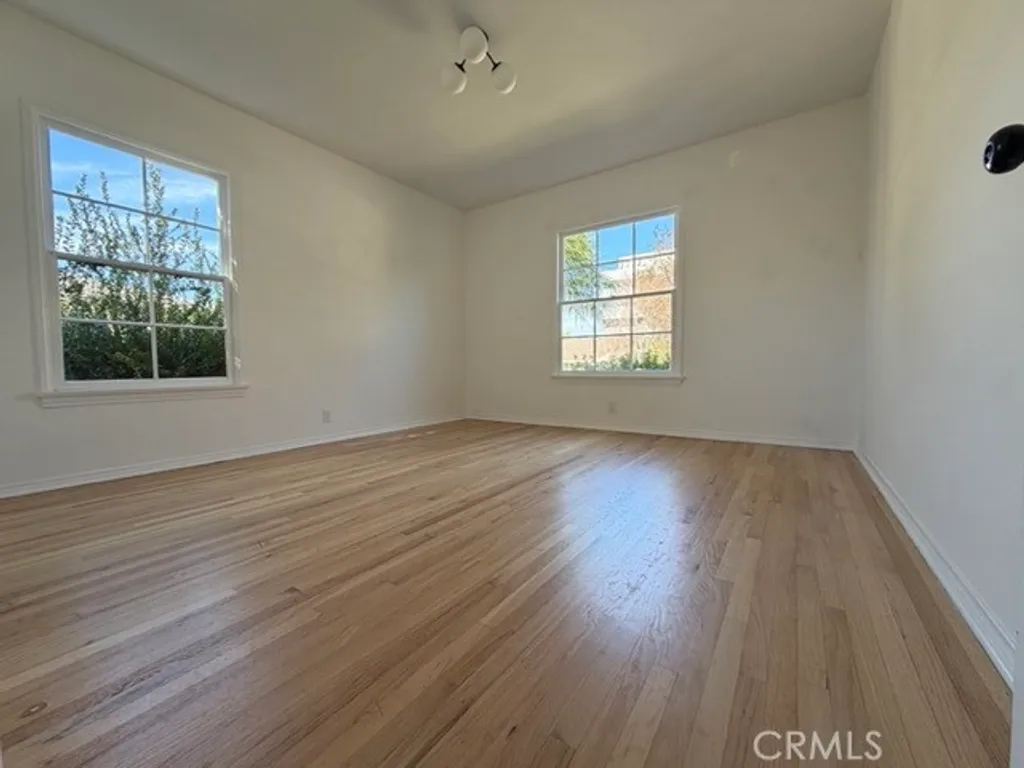 Additional image 10 of 15440 Dickens St, Sherman Oaks, CA 91403