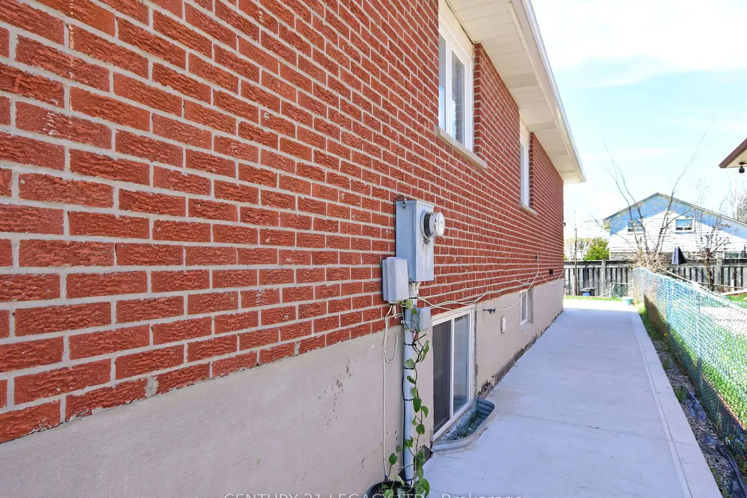 Additional image 20 of 3368 Chipley Crescent