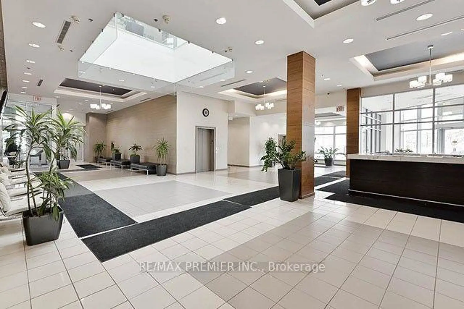 Additional image 7 of 33 Elm Drive 612