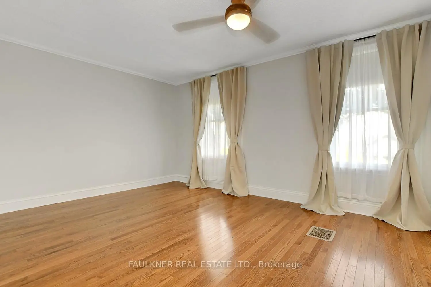 Additional image 13 of 536 Lower Byron Avenue