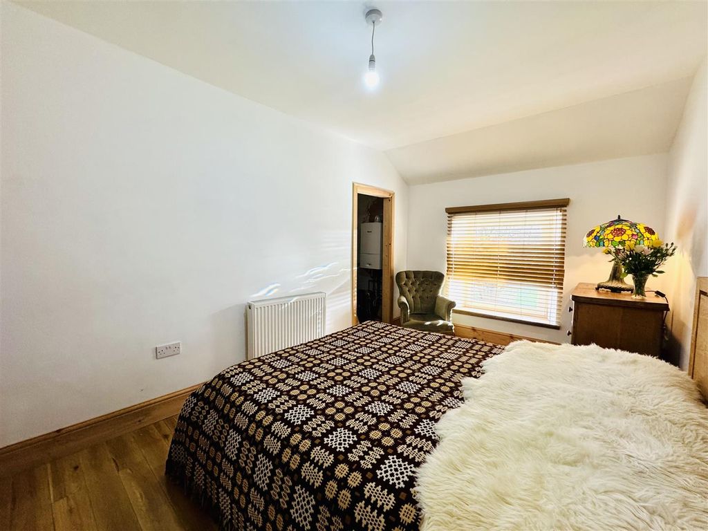 Additional image 30 of 7 bed property for saleClarence Street, Brynmawr, Ebbw Vale NP23