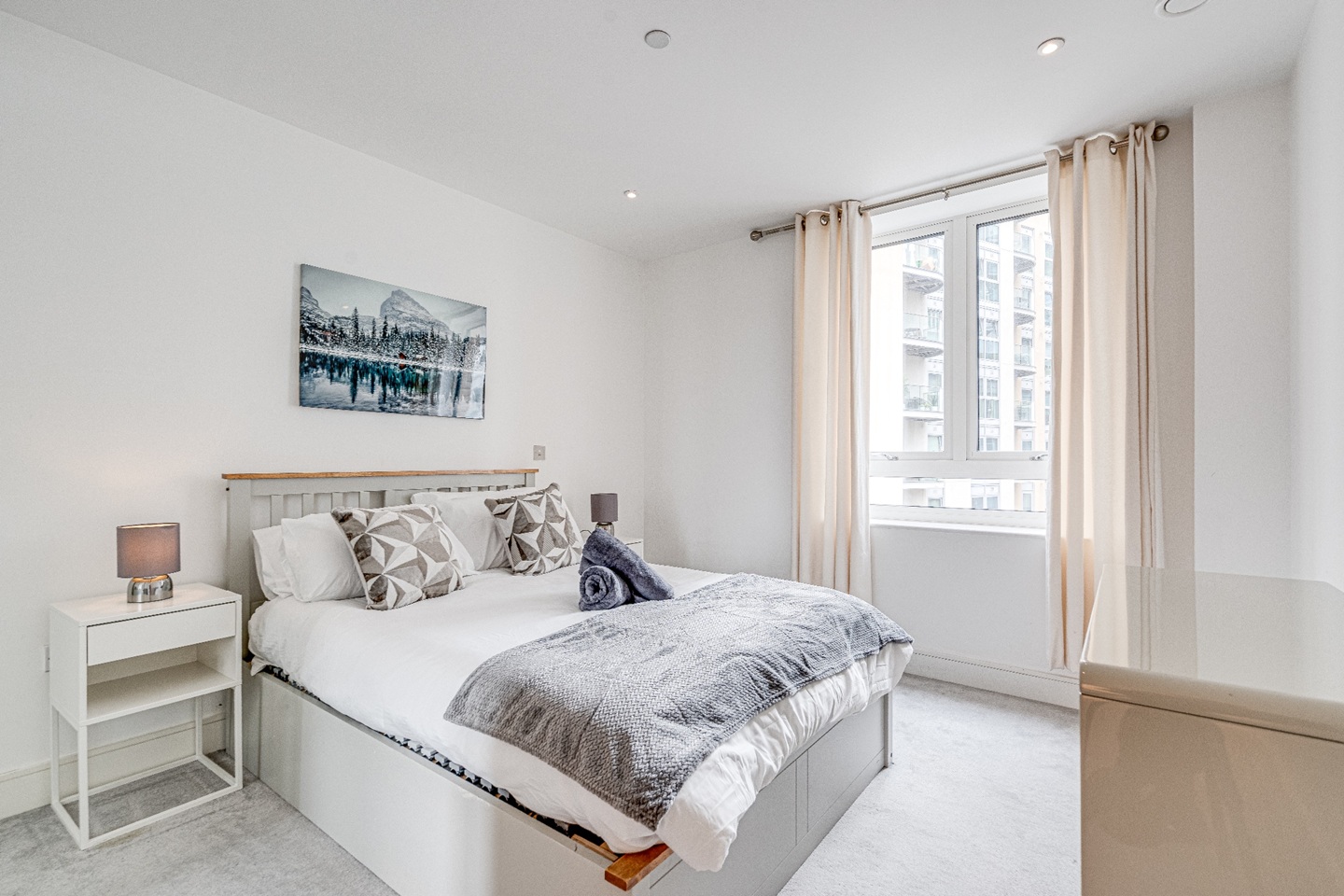 Additional image 2 of 2 Bed Flat, London, SW11, N1 7GU