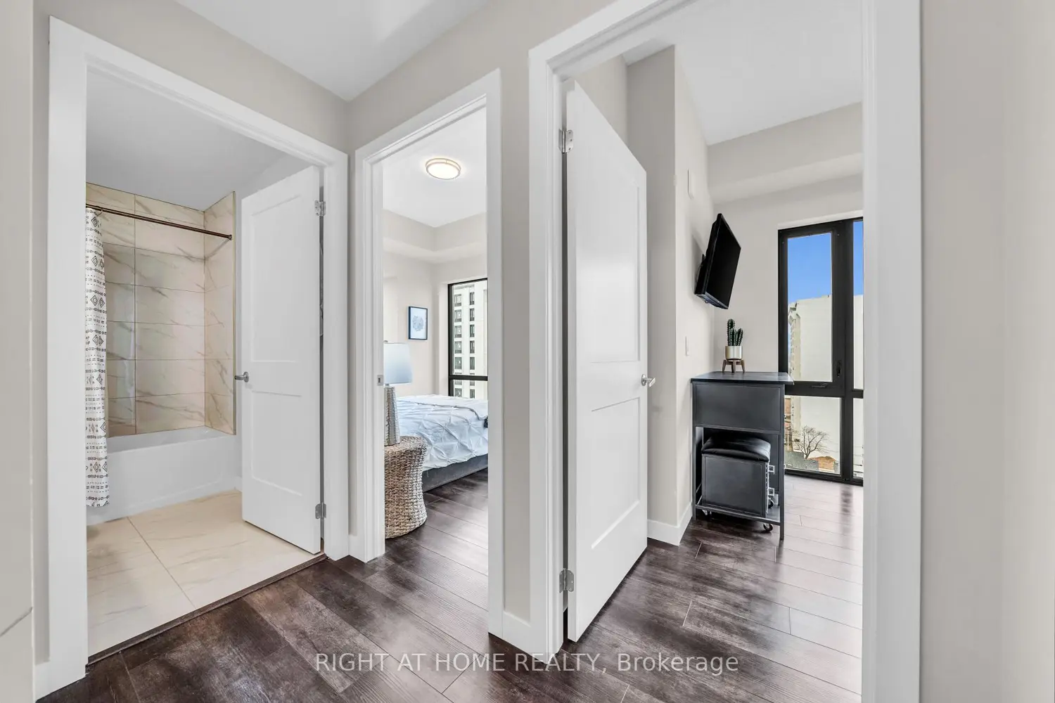 Additional image 19 of 15 Queen Street 807