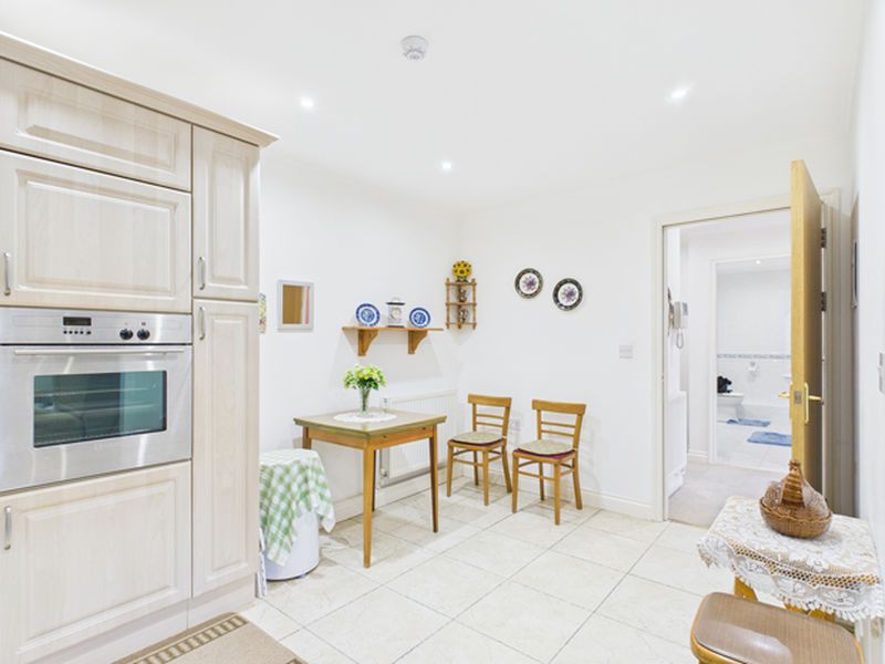 Additional image 15 of 2 bed flat for saleHafan Tywi, The Parade, Carmarthen SA31