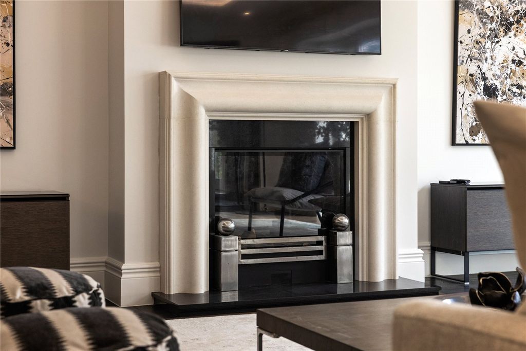 Additional image 13 of 3 bed flat for saleThe Ridge, Ridgemount Road, Sunningdale, Berkshire SL5