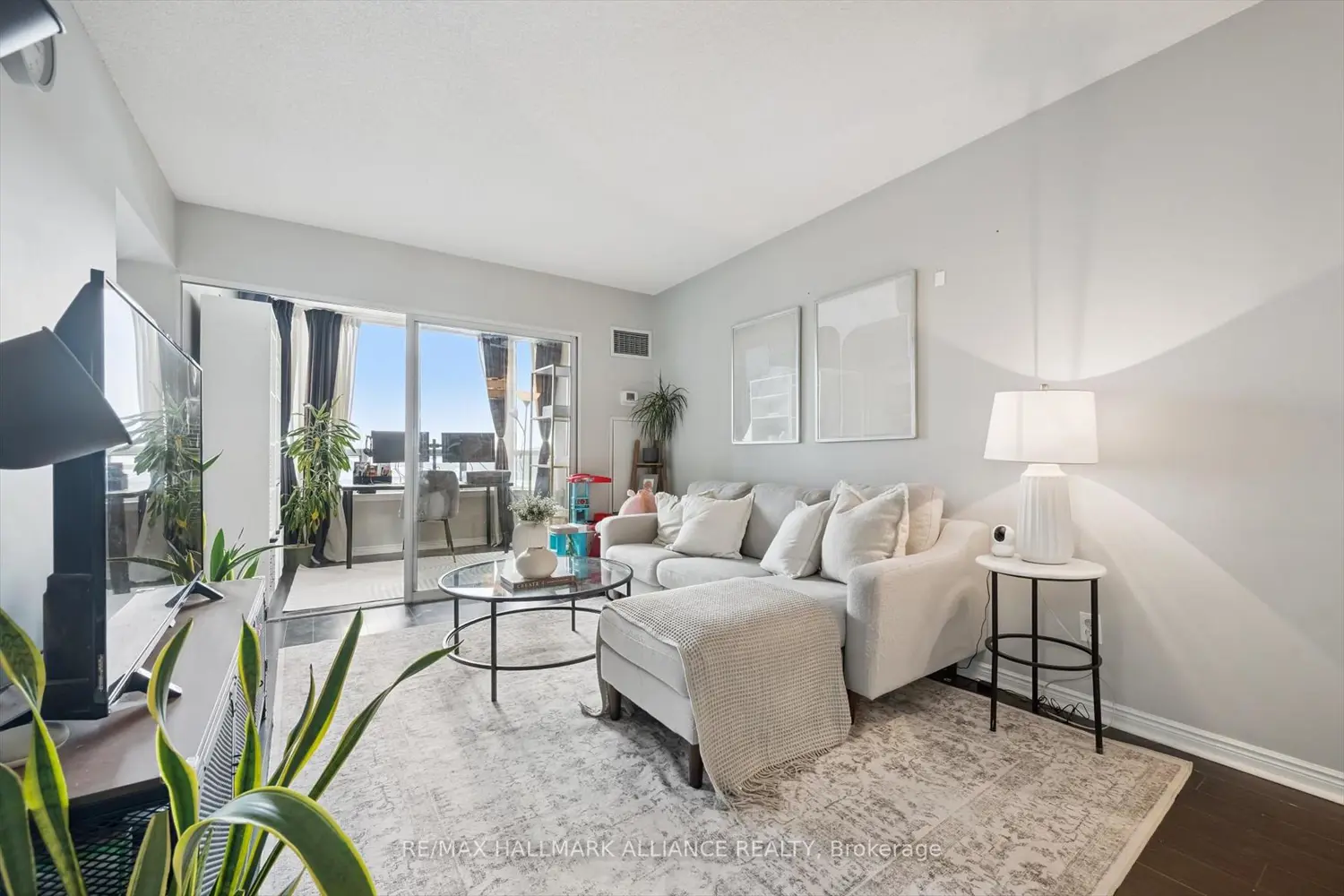 Additional image 6 of 135 Hillcrest Avenue 507