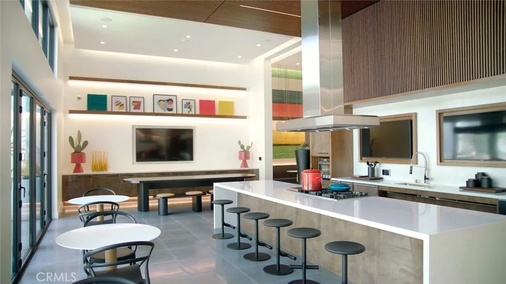 19535 Nordhoff Street Unit 35-106, Northridge, CA 91324