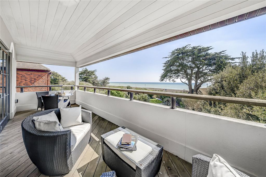 Additional image 37 of 6 bed detached house for saleSea Way, Middleton-On-Sea, West Sussex PO22