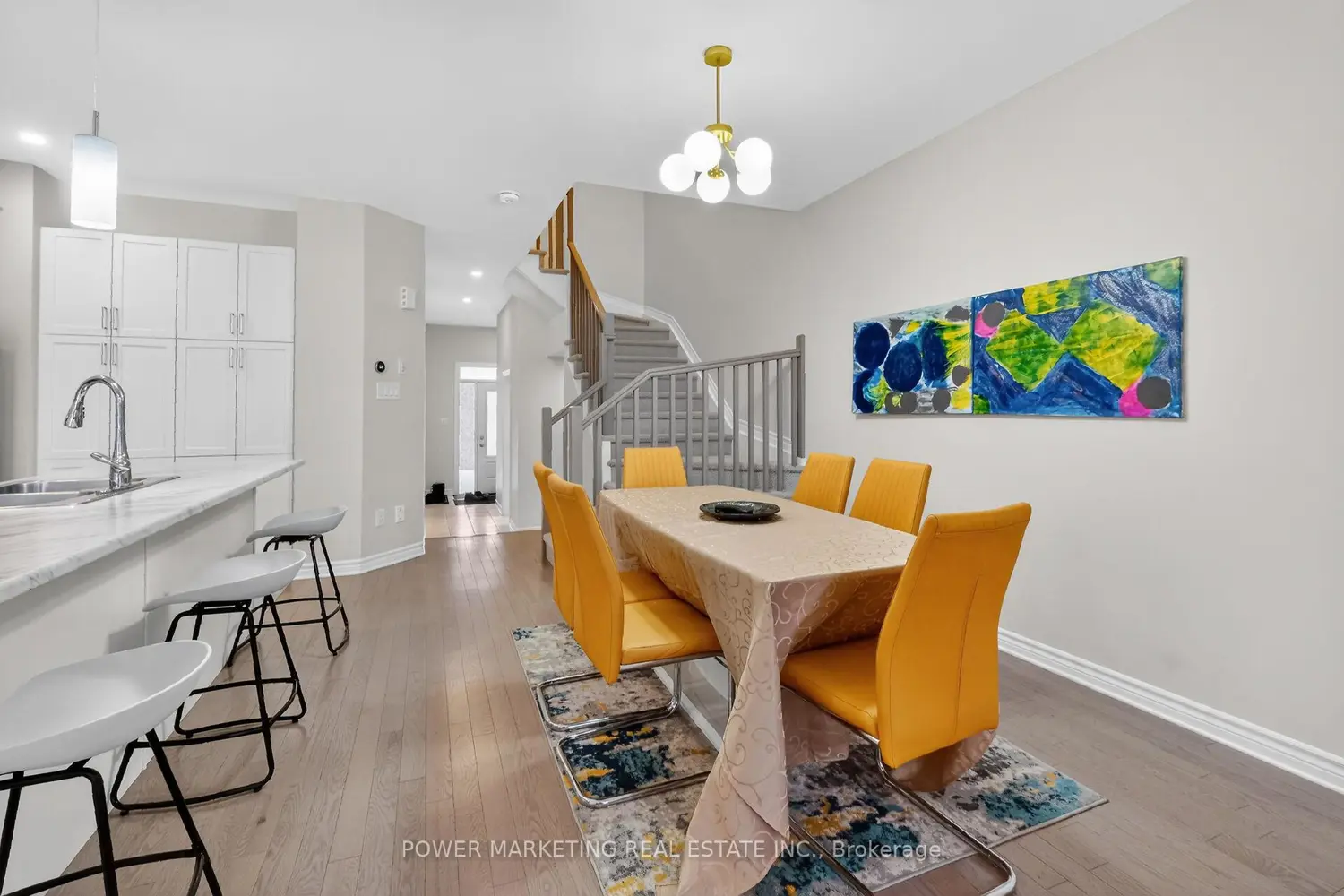 528 Enclave Lane photo 4